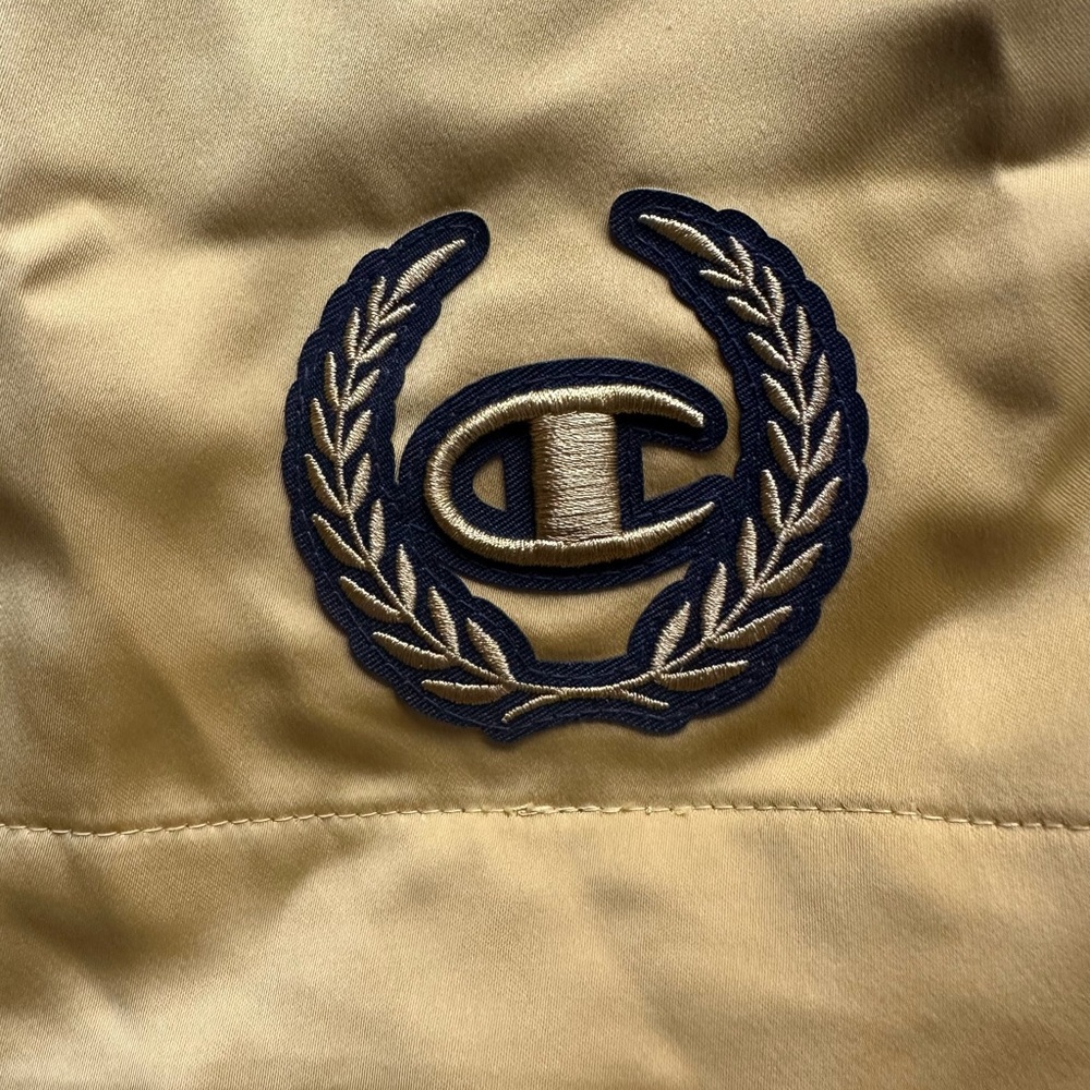 Muhammad Ali Golden Hooded Robe - Picture 4 of 15